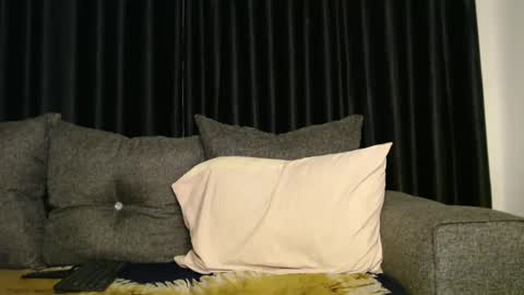 Snapshot of darktanqueen chatting on 01-13-26, 03:56 darktanqueen online show from 01-13-26, 03:56