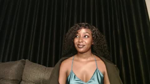 Snapshot of darktanqueen chatting on 03-06-26, 03:36 darktanqueen online show from 03-06-26, 03:36