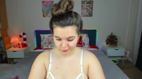 Snapshot of darlenedolce chatting on 12-20-25, 12:56 darlenedolce online show from 12-20-25, 12:56