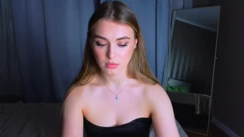 Snapshot of darlina_ryan chatting on 01-16-26, 04:22 Darlina online show from 01-16-26, 04:22