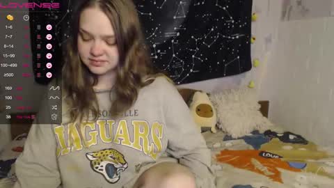 Snapshot of darling_tony18 chatting on 12-22-25, 06:05 darling_tony18 online show from 12-22-25, 06:05