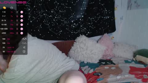 Snapshot of darling_tony18 chatting on 02-04-26, 12:11 darling_tony18 online show from 02-04-26, 12:11