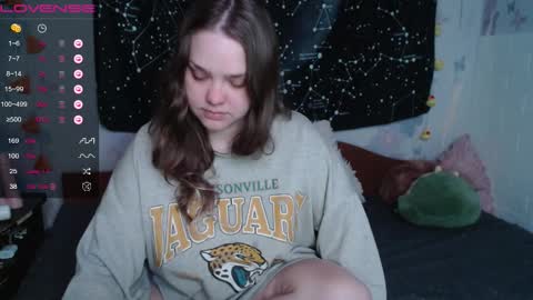 Snapshot of darling_tony18 chatting on 03-25-26, 12:11 darling_tony18 online show from 03-25-26, 12:11