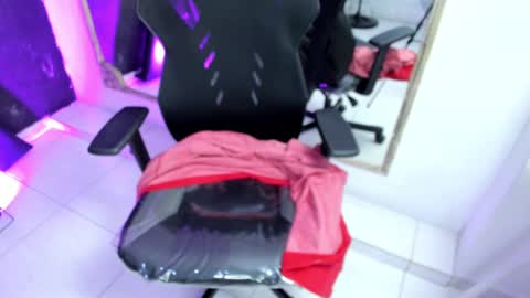 Darling online show from 09-11-25, 12:38