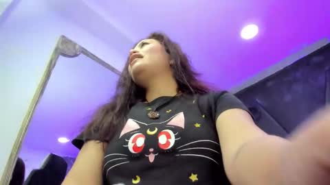 Darling online show from 12-19-25, 04:14