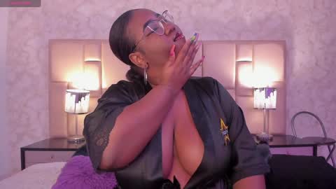  Darnell Queen online show from 01-28-25, 03:47