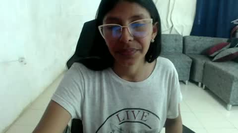 Snapshot of darsha_1 chatting on 06-12-26, 08:41 Darsha online show from 06-12-26, 08:41