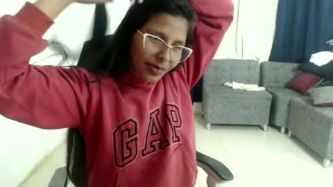 Snapshot of darsha_1 chatting on 06-15-26, 12:29 Darsha online show from 06-15-26, 12:29