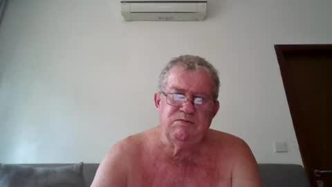 darwincock online show from 06-22-26, 01:40