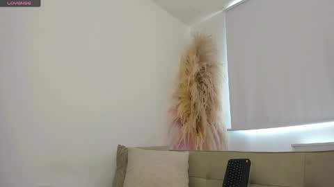 Snapshot of dasha_royale chatting on 04-30-26, 05:30 Dasha online show from 04-30-26, 05:30