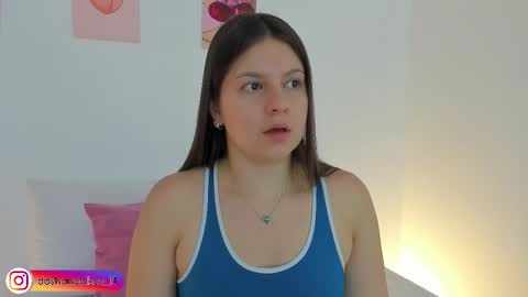 Snapshot of dashanovikov chatting on 01-06-26, 12:20 Dasha online show from 01-06-26, 12:20
