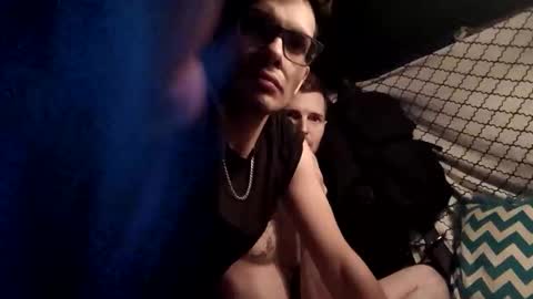 Snapshot of dattonix chatting on 11-09-25, 01:31 Thursby online show from 11-09-25, 01:31