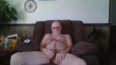 Snapshot of dave571960 chatting on 01-22-25, 08:28 dave571960 online show from 01-22-25, 08:28