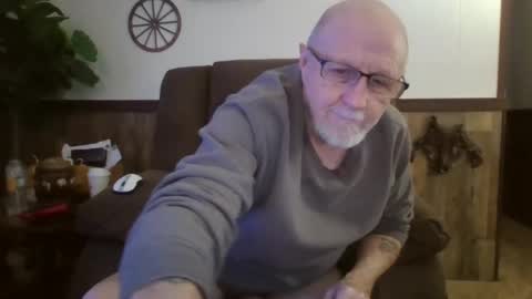 Snapshot of dave571960 chatting on 02-06-25, 12:16 dave571960 online show from 02-06-25, 12:16