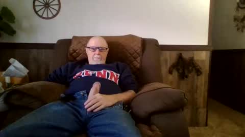 Snapshot of dave571960 chatting on 11-03-25, 11:55 dave571960 online show from 11-03-25, 11:55