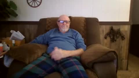 Snapshot of dave571960 chatting on 11-08-25, 11:54 dave571960 online show from 11-08-25, 11:54