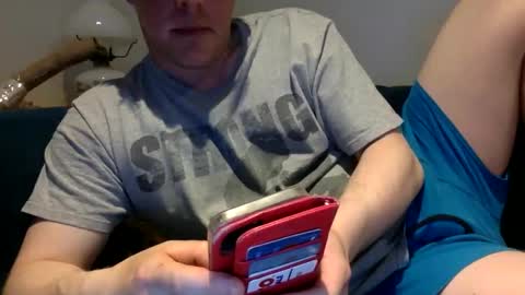 Snapshot of daveb709709709 chatting on 05-17-26, 01:58 daveb709709709 online show from 05-17-26, 01:58