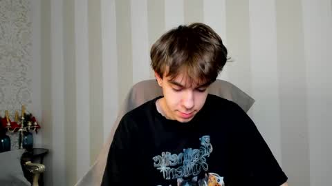 Snapshot of davebevy chatting on 05-16-26, 05:48 Dave online show from 05-16-26, 05:48