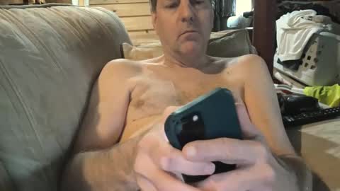 Snapshot of davecock50 chatting on 03-04-25, 09:00 davecock50 online show from 03-04-25, 09:00