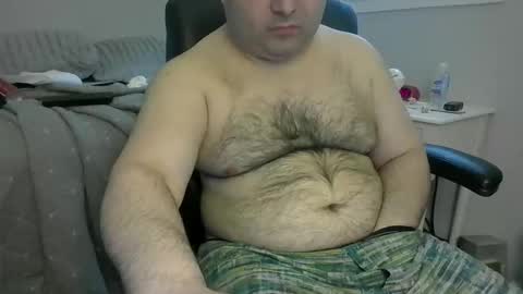 Snapshot of daveishorny1988 chatting on 03-12-26, 06:25 daveishorny1988 online show from 03-12-26, 06:25