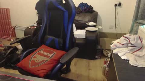 dave online show from 01-11-26, 04:06