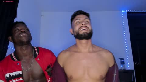 Snapshot of davgostoso chatting on 12-08-24, 05:39 Dave y Salvatore online show from 12-08-24, 05:39