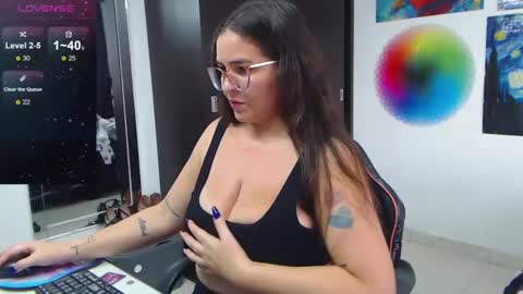 Snapshot of davianath chatting on 12-18-24, 07:52 daviana online show from 12-18-24, 07:52