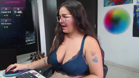 Snapshot of davianath chatting on 01-04-25, 01:42 daviana online show from 01-04-25, 01:42
