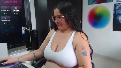 Snapshot of davianath chatting on 02-22-25, 03:25 daviana online show from 02-22-25, 03:25