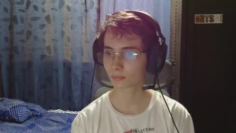 Snapshot of david_colombian chatting on 05-19-26, 05:08 ProgrammerBoy online show from 05-19-26, 05:08