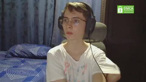 Snapshot of david_colombian chatting on 06-03-26, 01:30 ProgrammerBoy online show from 06-03-26, 01:30