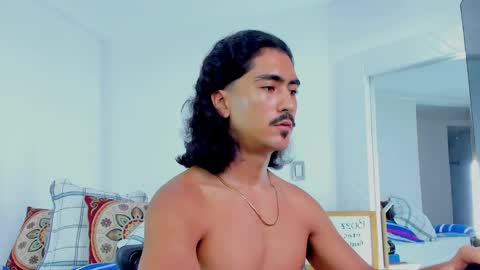 Snapshot of david_johnson372 chatting on 09-20-25, 12:39 Hey im David that loves to explore and speak their fantasies. Very open talktative and nice. Feel free to chat with me online show from 09-20-25, 12:39