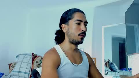 Snapshot of david_johnson372 chatting on 10-17-25, 12:58 Hey im David that loves to explore and speak their fantasies. Very open talktative and nice. Feel free to chat with me online show from 10-17-25, 12:58