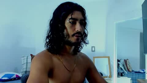 Snapshot of david_johnson372 chatting on 11-05-25, 10:48 Hey im David that loves to explore and speak their fantasies. Very open talktative and nice. Feel free to chat with me online show from 11-05-25, 10:48