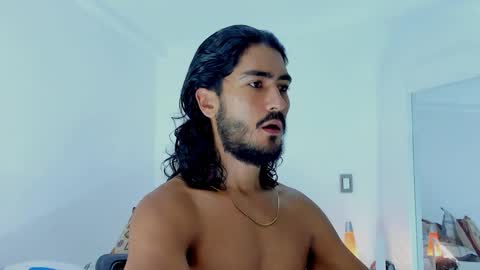 Snapshot of david_johnson372 chatting on 12-18-25, 09:26 Hey im David that loves to explore and speak their fantasies. Very open talktative and nice. Feel free to chat with me online show from 12-18-25, 09:26