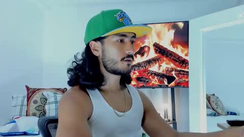 Snapshot of david_johnson372 chatting on 01-10-26, 02:02 Hey im David that loves to explore and speak their fantasies. Very open talktative and nice. Feel free to chat with me online show from 01-10-26, 02:02