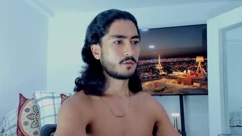 Snapshot of david_johnson372 chatting on 01-14-26, 12:22 Hey im David that loves to explore and speak their fantasies. Very open talktative and nice. Feel free to chat with me online show from 01-14-26, 12:22