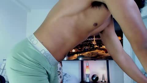 Snapshot of david_johnson372 chatting on 01-16-26, 02:21 Hey im David that loves to explore and speak their fantasies. Very open talktative and nice. Feel free to chat with me online show from 01-16-26, 02:21