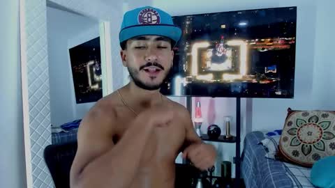 Snapshot of david_johnson372 chatting on 03-11-26, 02:17 Hey im David that loves to explore and speak their fantasies. Very open talktative and nice. Feel free to chat with me online show from 03-11-26, 02:17