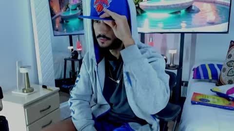 Hey im David that loves to explore and speak their fantasies. Very open talktative and nice. Feel free to chat with me online show from 04-17-26, 12:02