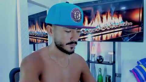 Hey im David that loves to explore and speak their fantasies. Very open talktative and nice. Feel free to chat with me online show from 07-22-26, 11:40