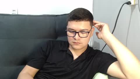 Snapshot of david_smit_ chatting on 06-14-26, 02:46 david smit online show from 06-14-26, 02:46