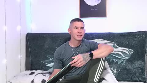 Snapshot of david_stark_1 chatting on 12-18-24, 08:57 -- David Stark -- online show from 12-18-24, 08:57