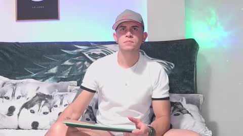 Snapshot of david_stark_1 chatting on 01-05-25, 01:47 -- David Stark -- online show from 01-05-25, 01:47