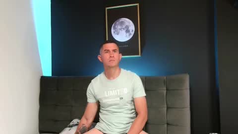 Snapshot of david_stark_1 chatting on 02-10-25, 04:14 -- David Stark -- online show from 02-10-25, 04:14