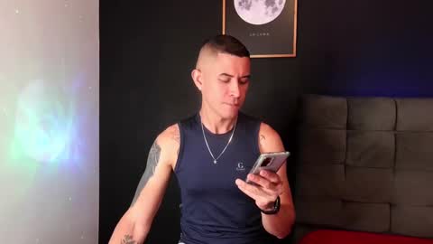 Snapshot of david_stark_1 chatting on 02-22-25, 02:52 -- David Stark -- online show from 02-22-25, 02:52