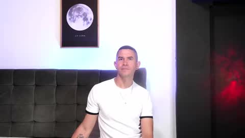 Snapshot of david_stark_1 chatting on 03-05-25, 10:54 -- David Stark -- online show from 03-05-25, 10:54