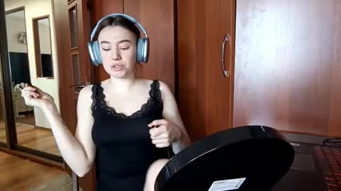 Dela online show from 03-15-26, 07:14