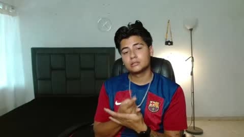 Snapshot of davidbless chatting on 06-13-26, 04:27 David Bless online show from 06-13-26, 04:27
