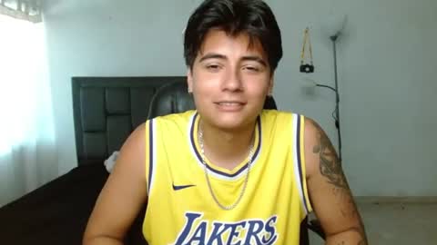 Snapshot of davidbless chatting on 06-23-26, 03:43 David Bless online show from 06-23-26, 03:43